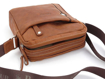 Obrázok z Kožená crossbody taška BHPC Explore M+ BH-382-75 tabak 3 L